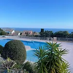Bastide 2 - Piscine - Vue - Wifi - 2 Sdb Apartament
