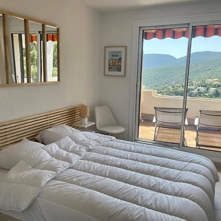 Bastide 2 - Piscine - Vue - Wifi - 2 Sdb *