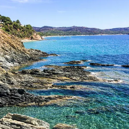 Bastide 2 - Piscine - Vue - Wifi - 2 Sdb アパート