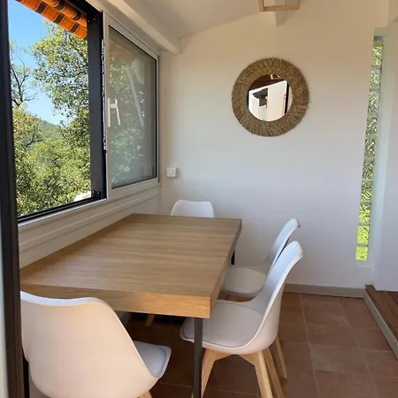 Bastide 2 - Piscine - Vue - Wifi - 2 Sdb *