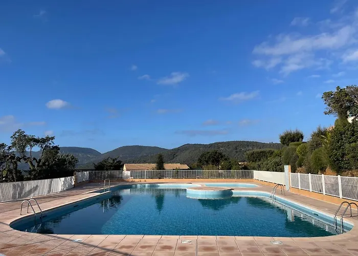 Bastide 2 - Piscine - Vue - Wifi - 2 Sdb شقة لا كروا فالميه